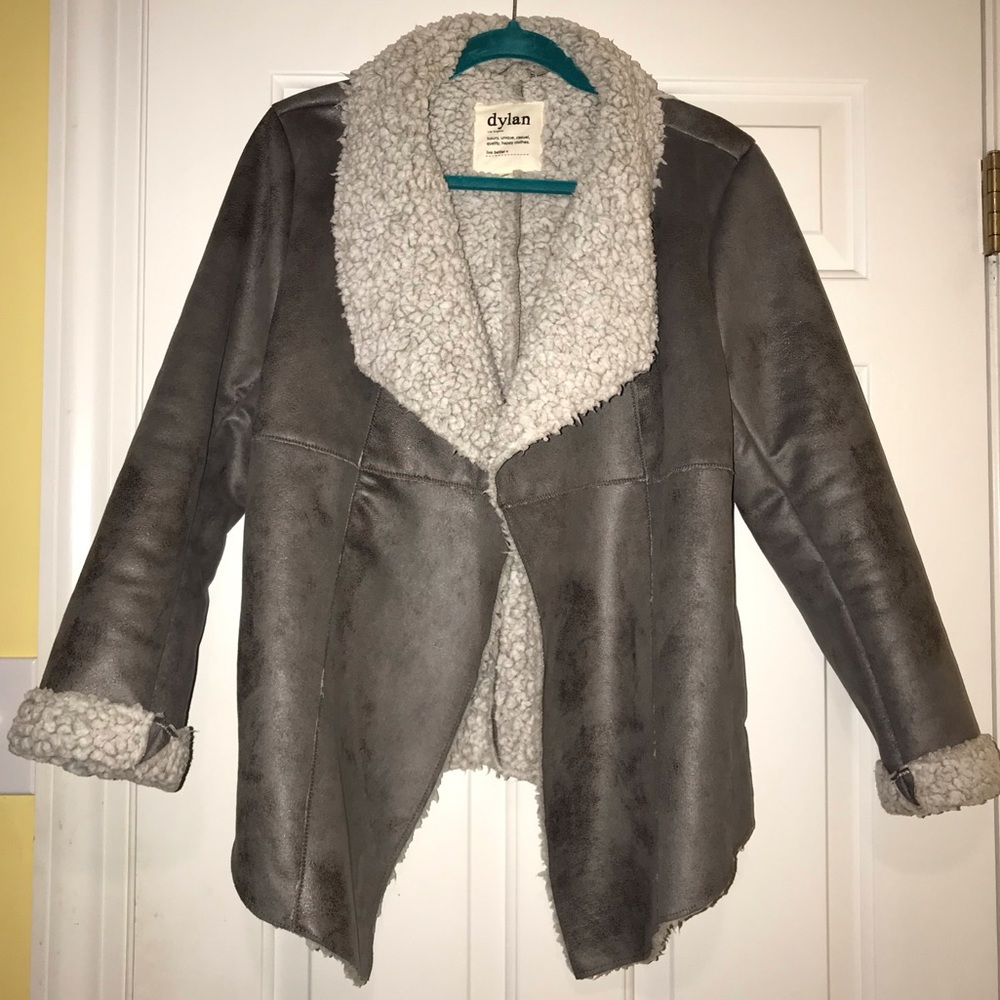 Dylan / True Grit : Suade Gray/ Frosted Tip Jacket